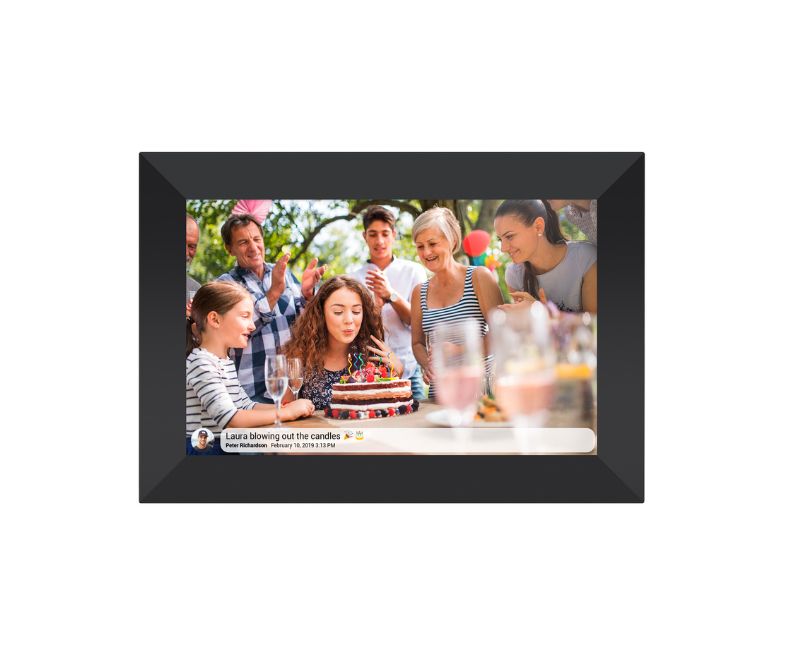 Momnt 10.1" Digital Photo Frame (Frameo OS)