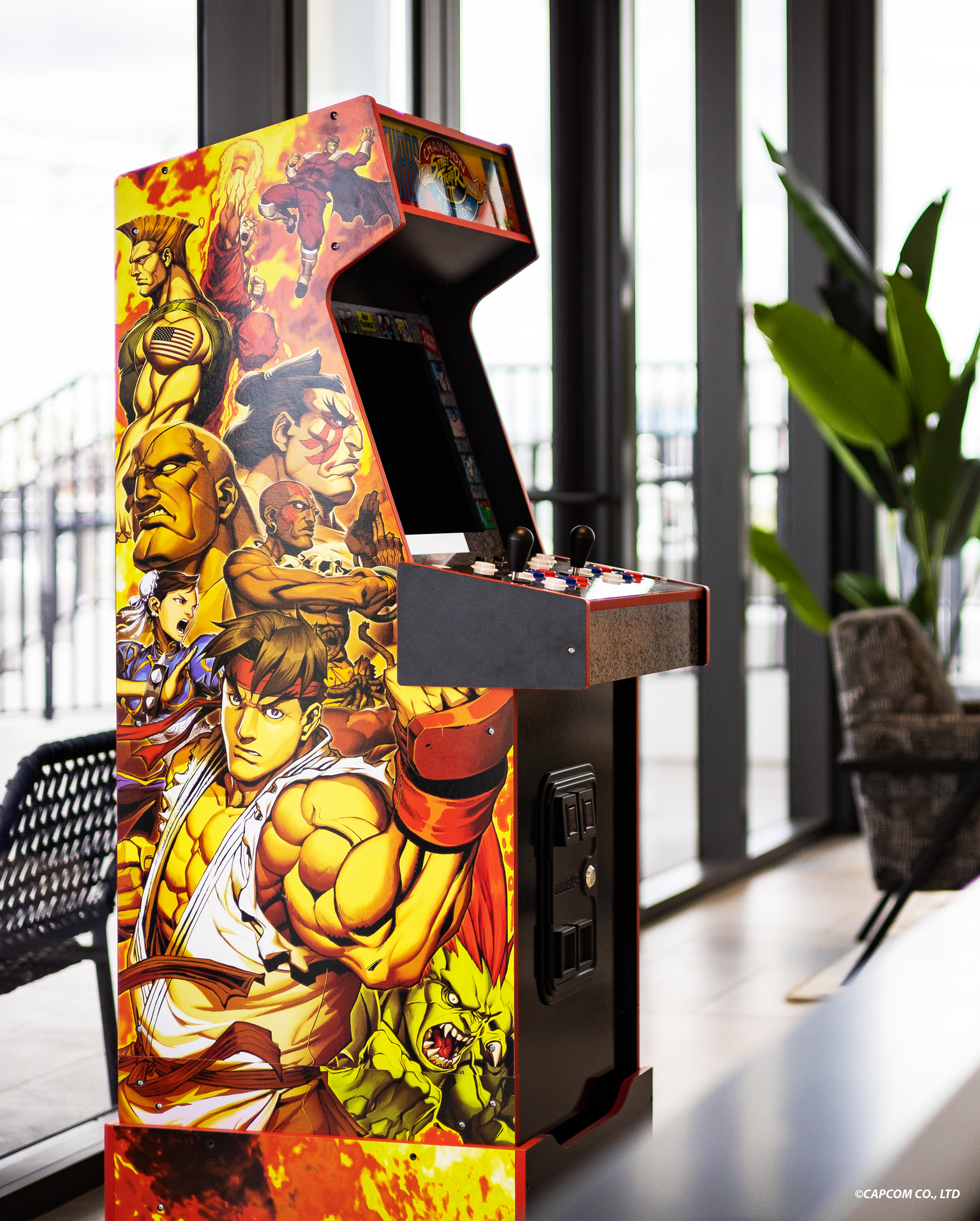 Arcade1Up Street Fighter II - Yoga Flame Edition - 14-in-1 with Light-Up Marquee