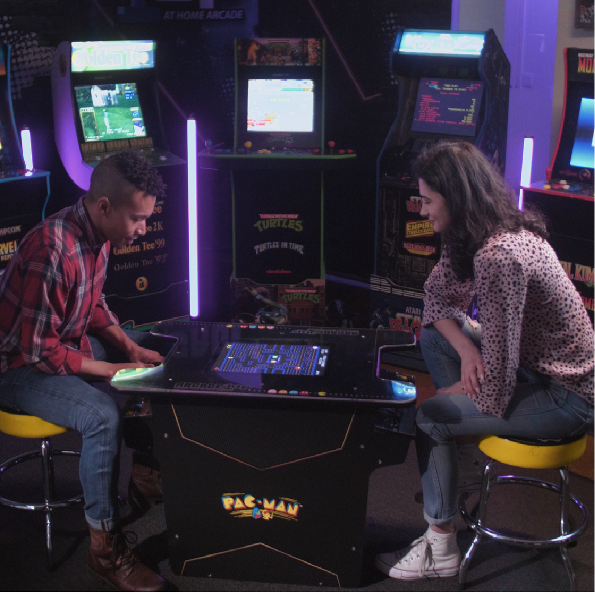 Arcade1Up Pac-Man Head to Head Gaming Table | Arcade Gamer